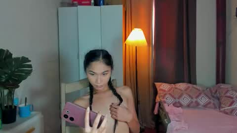 Snapshot of angela_mccollins chatting on September 18, 12:12 am angela online show from September 18, 12:12 am