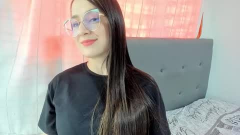 angela_nix online show from September 23, 4:21 pm