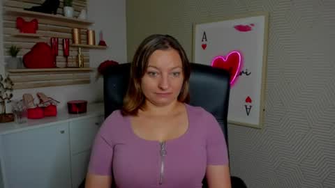 Snapshot of angela_samt chatting on July 8, 5:45 am Angela online show from July 8, 5:45 am