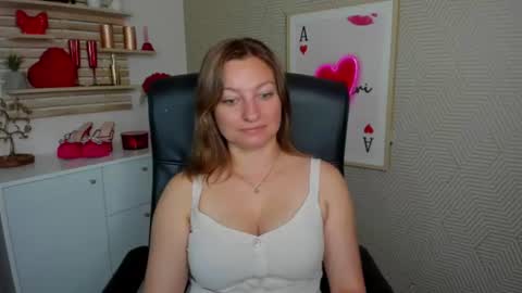 Snapshot of angela_samt chatting on July 16, 5:46 am Angela online show from July 16, 5:46 am