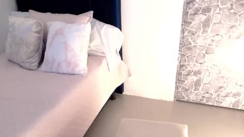 Angela online show from September 16, 6:31 pm