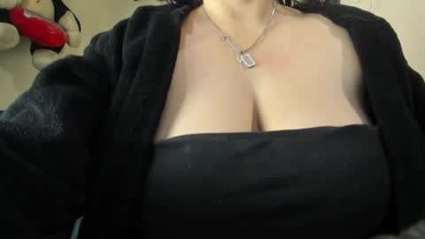 Angela online show from November 3, 1:40 am