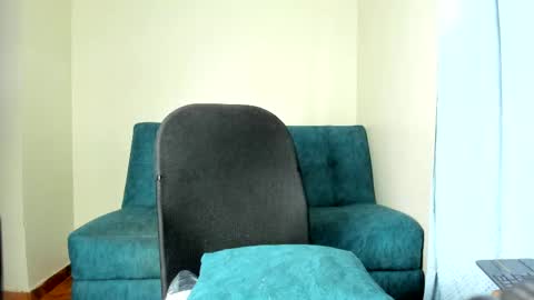 Angela online show from May 17, 1:18 pm