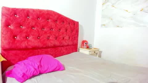 angela_wish online show from April 8, 3:12 pm