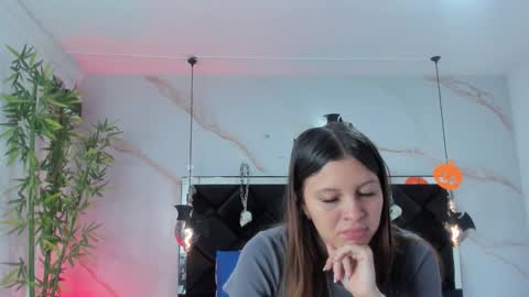 ANGELA online show from October 28, 12:09 pm