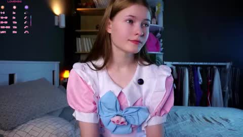 Mary online show from January 6, 11:25 am