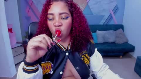 Angela online show from December 5, 4:43 am