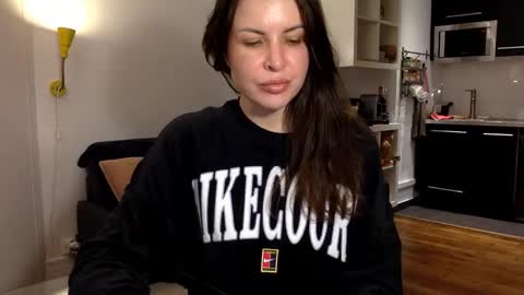 Snapshot of angeladarkk chatting on January 7, 7:28 pm Angela online show from January 7, 7:28 pm