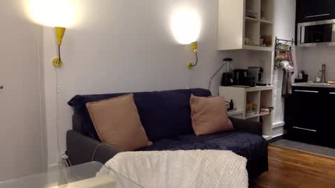 Snapshot of angeladarkk chatting on January 22, 11:53 pm Angela online show from January 22, 11:53 pm