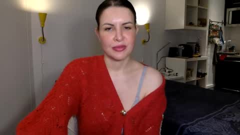 Snapshot of angeladarkk chatting on January 31, 10:10 pm Angela online show from January 31, 10:10 pm