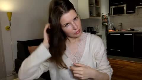 Snapshot of angeladarkk chatting on November 5, 4:40 pm Angela online show from November 5, 4:40 pm