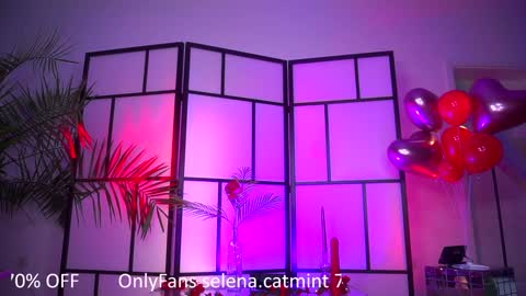 Snapshot of angelandfairieskink chatting on February 15, 7:51 am Aimi Selena Daisy online show from February 15, 7:51 am