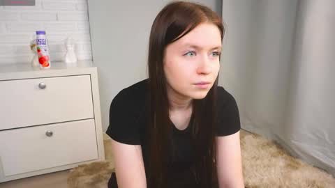 angelapratt online show from April 15, 3:30 pm