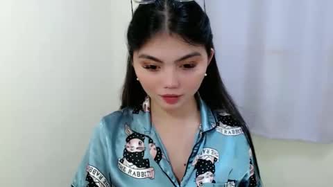 Snapshot of angelari_slut chatting on October 17, 7:22 am angelari_slut online show from October 17, 7:22 am