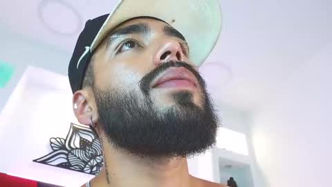 Snapshot of angelbacker chatting on January 18, 9:13 am Angel online show from January 18, 9:13 am