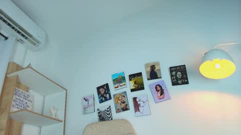 Snapshot of angelbae_ chatting on October 11, 9:24 pm AngelBae  online show from October 11, 9:24 pm