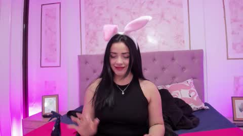 Snapshot of angelbaker1 chatting on January 15, 2:21 pm angelbaker1 online show from January 15, 2:21 pm