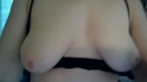 Snapshot of angelbbprincess chatting on March 24, 10:48 pm angelbbprincess online show from March 24, 10:48 pm