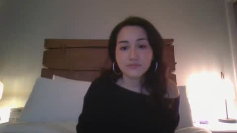 Snapshot of angelbebe97 chatting on October 28, 5:55 am Angelbebe online show from October 28, 5:55 am