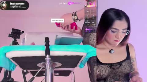 Snapshot of angelcb_ chatting on September 22, 6:26 am angel online show from September 22, 6:26 am