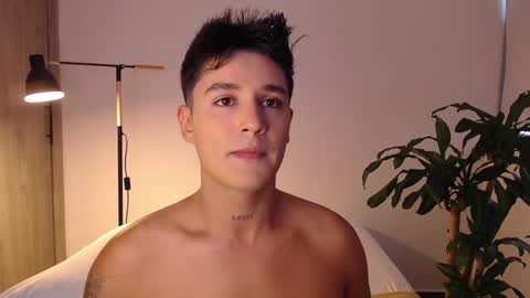 Angel online show from December 3, 9:34 pm