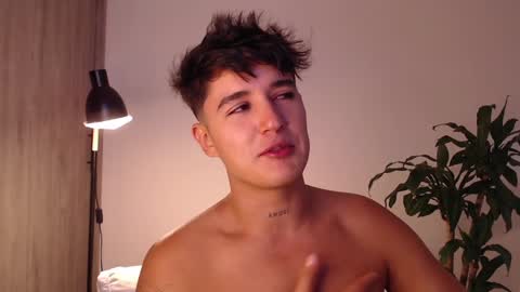 Angel online show from December 20, 10:22 pm