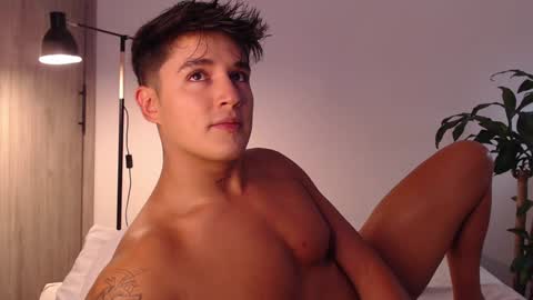 Angel online show from December 24, 7:22 pm