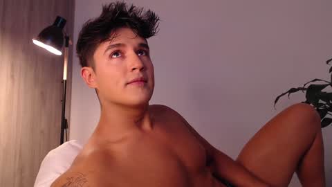 Angel online show from December 30, 7:53 pm