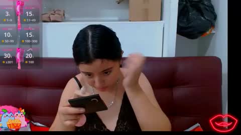 Snapshot of angelhotlatina18 chatting on February 7, 11:36 am angel online show from February 7, 11:36 am