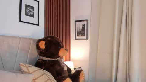 Carolina online show from March 31, 2:57 am