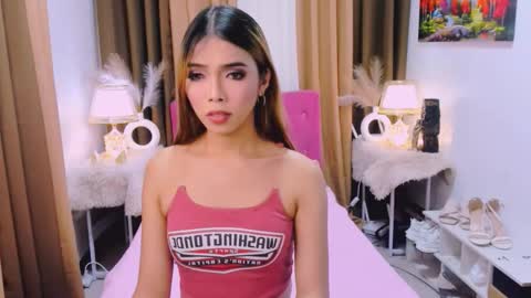 MISS PAU online show from October 4, 2:04 pm