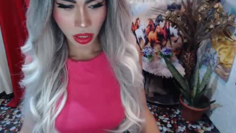 DIVINE ANGEL online show from February 19, 9:17 am