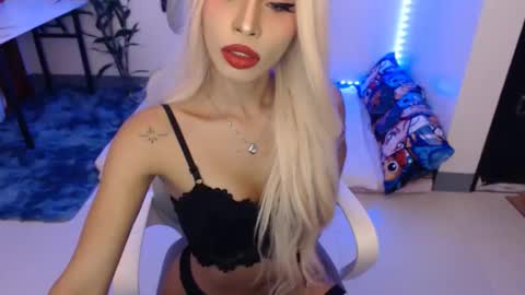 DIVINE ANGEL online show from February 25, 1:59 am