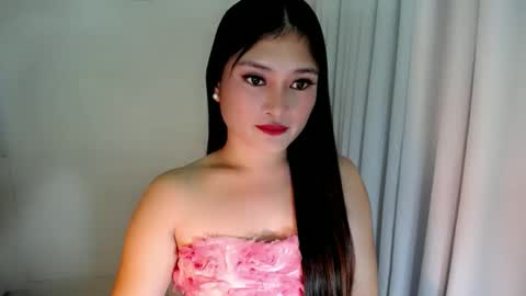 Angie online show from February 17, 9:30 pm