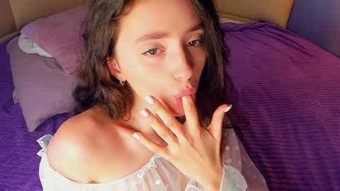 Snapshot of angelicapretybb chatting on December 9, 1:45 pm Angelica online show from December 9, 1:45 pm