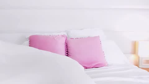 Snapshot of angelicmoon chatting on February 4, 2:50 am Angelic online show from February 4, 2:50 am