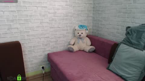 Snapshot of angelikaswell chatting on January 4, 1:42 pm Angelika PVT OPEN online show from January 4, 1:42 pm