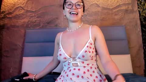 ANGELINA   online show from November 7, 11:32 am