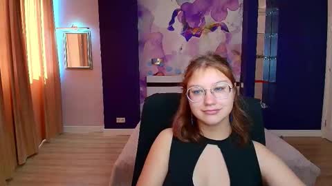 AngelinaLow online show from September 13, 11:32 am