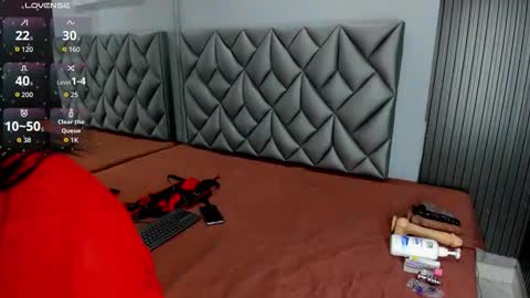 Snapshot of angeline_bleak chatting on January 10, 12:07 pm angeline_bleak online show from January 10, 12:07 pm