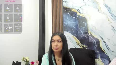 Snapshot of angelinee39 chatting on October 20, 8:59 am angeline online show from October 20, 8:59 am