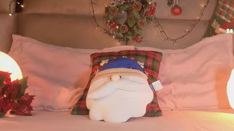 angelinepossy online show from December 15, 8:57 pm