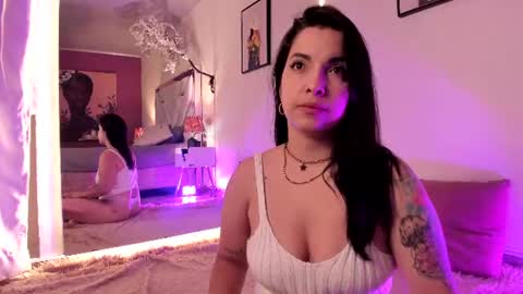 Angelique  online show from June 9, 2:01 am
