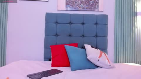 angel online show from December 17, 11:44 pm