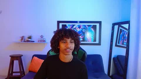 Snapshot of angell18_ chatting on October 30, 8:31 pm Angel online show from October 30, 8:31 pm