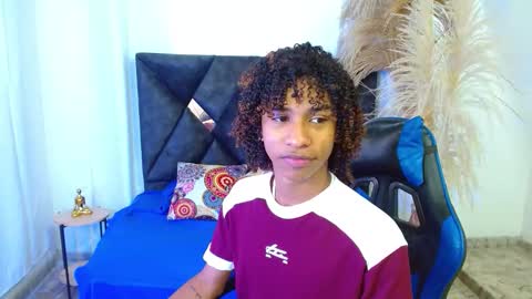 Angel online show from March 21, 8:45 pm