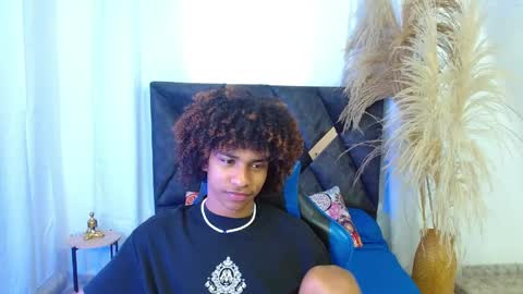 Angel online show from April 8, 8:53 pm