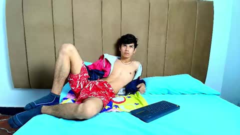 Angelldustt  online show from October 30, 12:17 pm