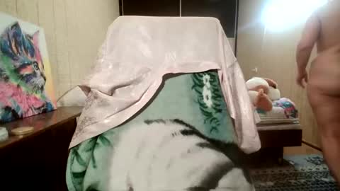 Snapshot of angelleah chatting on February 11, 6:07 am angelleah online show from February 11, 6:07 am