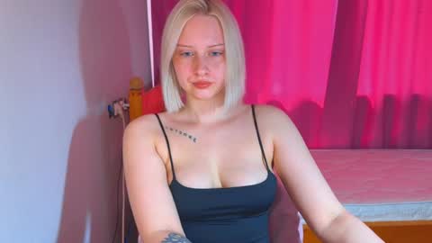 Cutie online show from May 28, 6:43 am